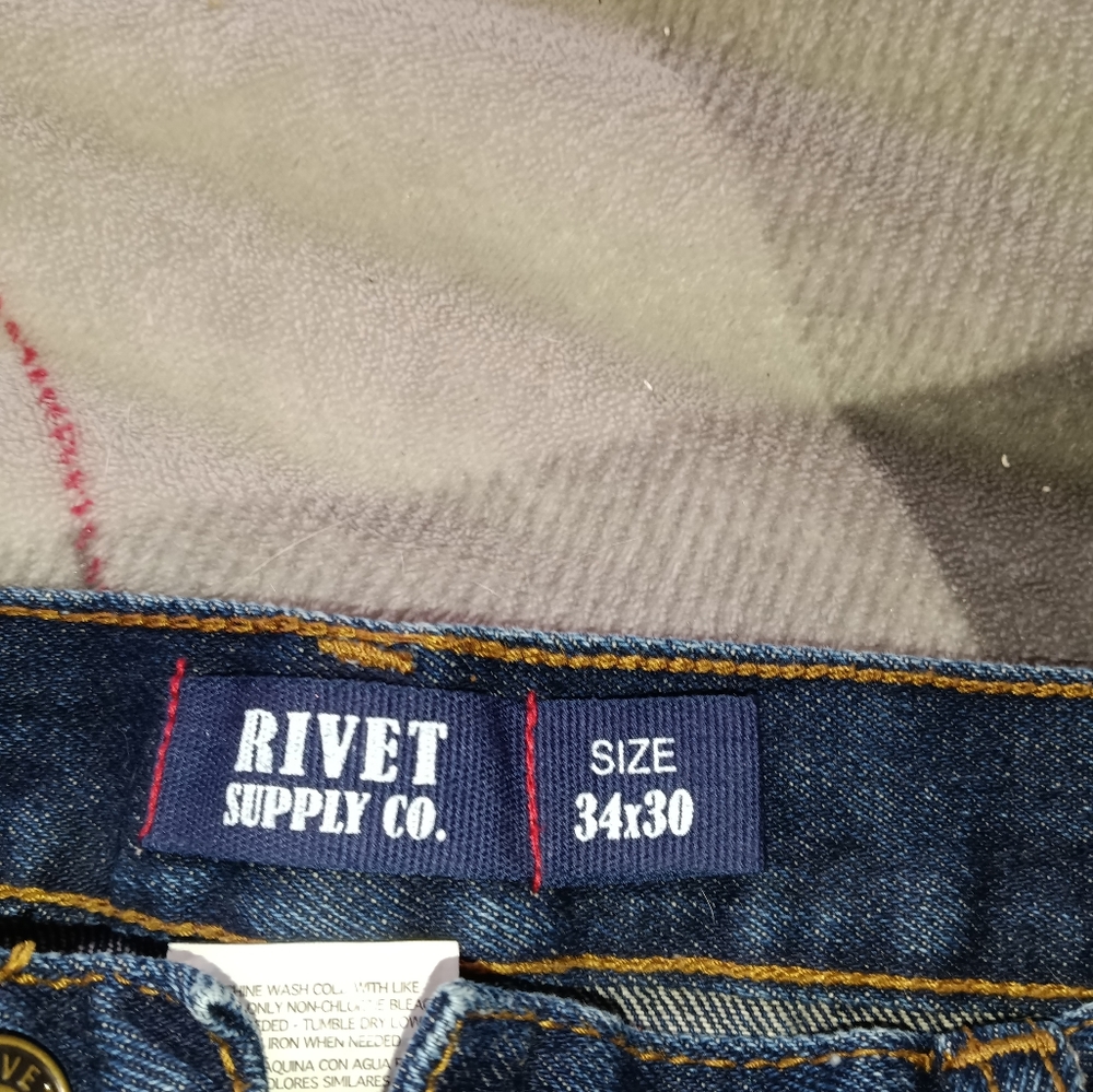 Blue jeans - Picture 3 of 3